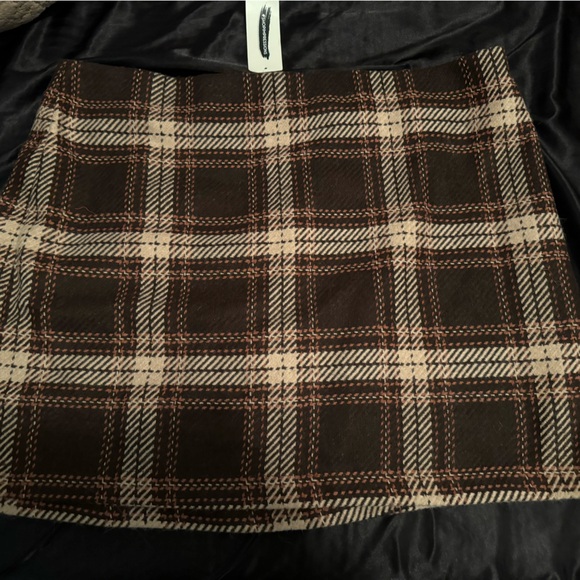 Shop Impressions plaid skirt - Picture 1 of 3